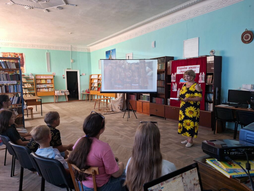 В читальном зале ФБ № 1 с. Преградного состоялась увлекательная интерактивная беседа 