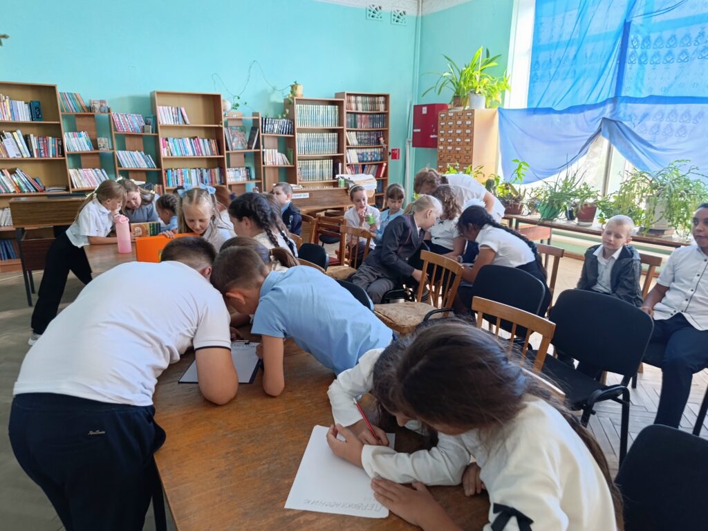 Вся жизнь человека неразрывно связана с языком. Он является духовным носителем культуры и памяти народной. На языке люди думают, общаются, творят. Любовь к родному языку объединяет этносы в единое мно